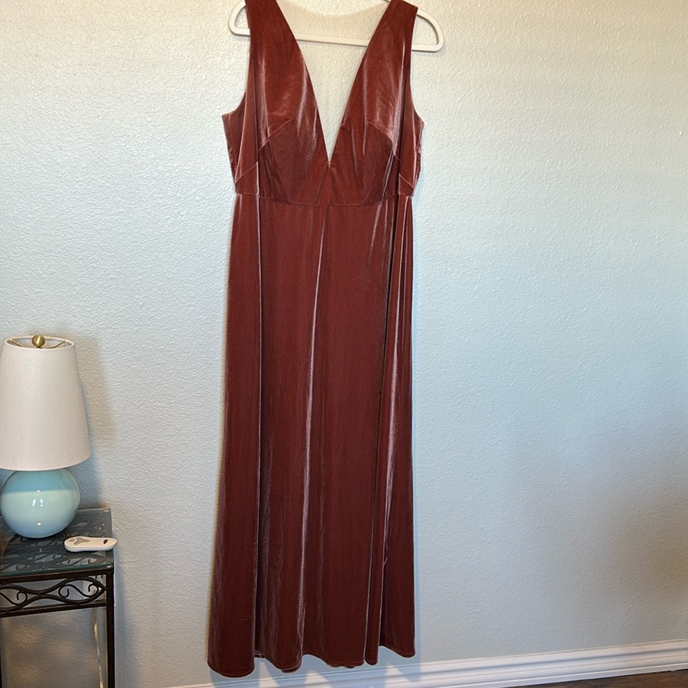 Viral Jenny Yoo Deep Logan gown